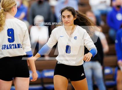 Thumbnail 2 in Fremont vs. Lincoln East photogallery.