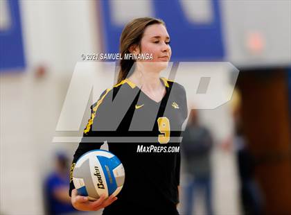 Thumbnail 1 in Fremont vs. Lincoln East photogallery.