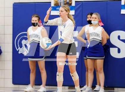 Thumbnail 2 in Fremont vs. Lincoln East photogallery.
