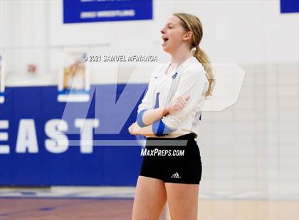 Thumbnail 1 in Fremont vs. Lincoln East photogallery.