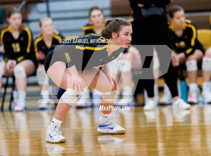 Thumbnail 2 in Fremont vs. Lincoln East photogallery.