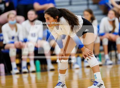 Thumbnail 1 in Fremont vs. Lincoln East photogallery.