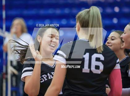 Thumbnail 1 in DasCHE @ Nolan Catholic photogallery.