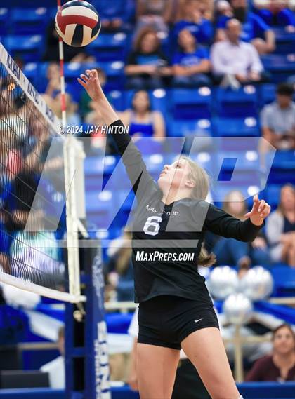 Thumbnail 2 in DasCHE @ Nolan Catholic photogallery.
