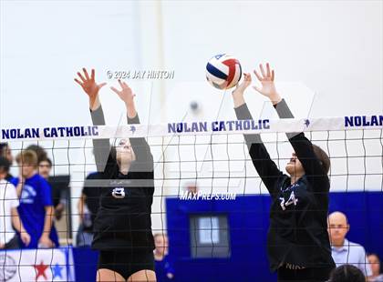 Thumbnail 3 in DasCHE @ Nolan Catholic photogallery.