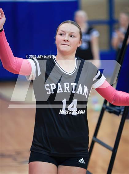 Thumbnail 3 in DasCHE @ Nolan Catholic photogallery.