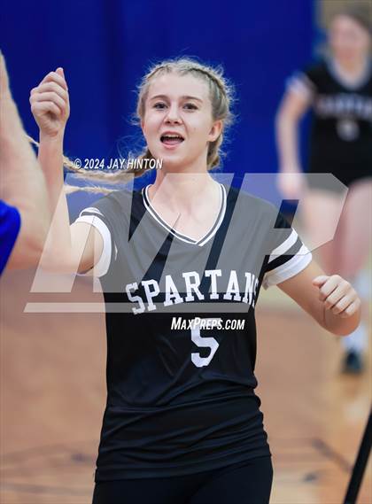 Thumbnail 1 in DasCHE @ Nolan Catholic photogallery.