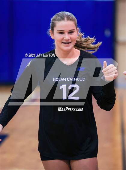 Thumbnail 2 in DasCHE @ Nolan Catholic photogallery.