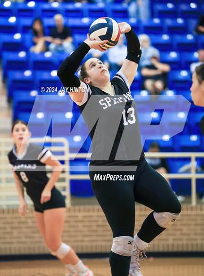Thumbnail 1 in DasCHE @ Nolan Catholic photogallery.