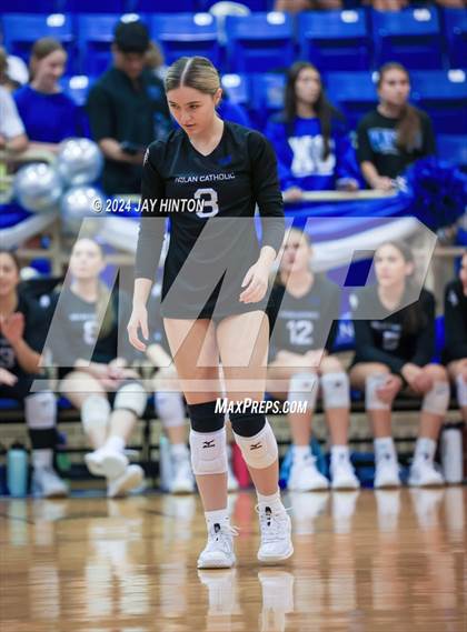 Thumbnail 1 in DasCHE @ Nolan Catholic photogallery.