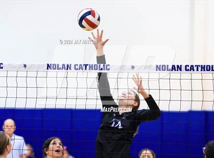 Thumbnail 2 in DasCHE @ Nolan Catholic photogallery.