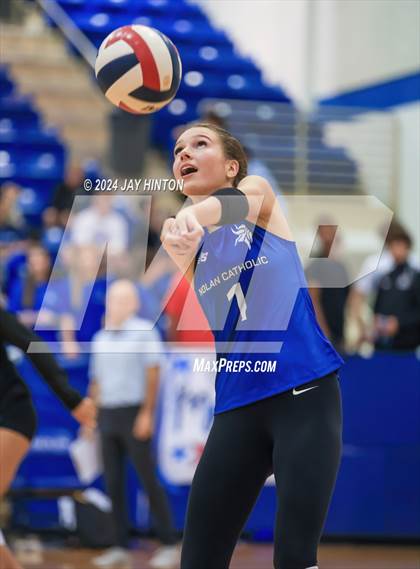 Thumbnail 1 in DasCHE @ Nolan Catholic photogallery.