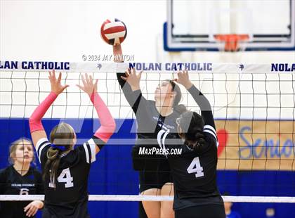 Thumbnail 3 in DasCHE @ Nolan Catholic photogallery.