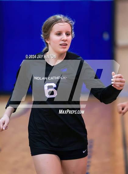 Thumbnail 2 in DasCHE @ Nolan Catholic photogallery.