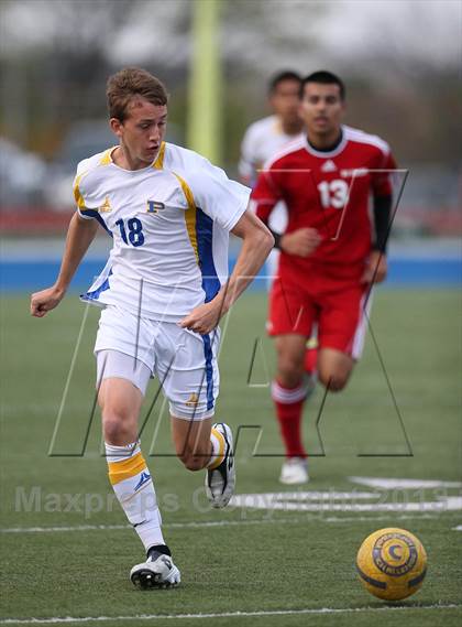 Thumbnail 2 in Del Valle vs. Pflugerville photogallery.