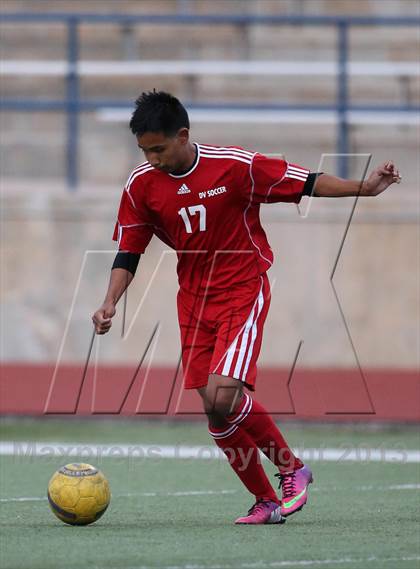 Thumbnail 3 in Del Valle vs. Pflugerville photogallery.