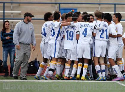 Thumbnail 2 in Del Valle vs. Pflugerville photogallery.