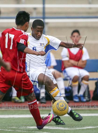 Thumbnail 1 in Del Valle vs. Pflugerville photogallery.