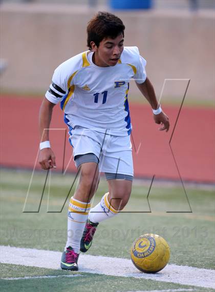 Thumbnail 2 in Del Valle vs. Pflugerville photogallery.