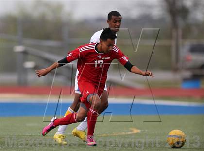 Thumbnail 1 in Del Valle vs. Pflugerville photogallery.