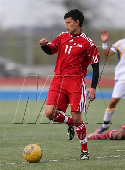 Thumbnail 3 in Del Valle vs. Pflugerville photogallery.