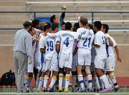 Thumbnail 3 in Del Valle vs. Pflugerville photogallery.