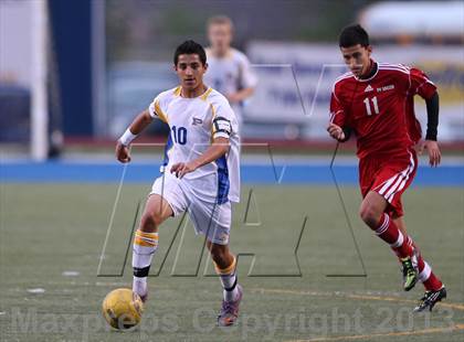 Thumbnail 2 in Del Valle vs. Pflugerville photogallery.