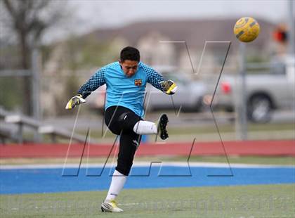 Thumbnail 3 in Del Valle vs. Pflugerville photogallery.