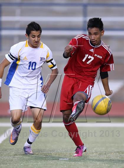 Thumbnail 2 in Del Valle vs. Pflugerville photogallery.