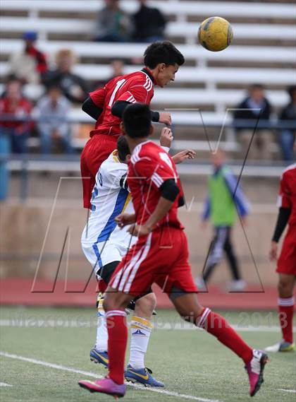 Thumbnail 1 in Del Valle vs. Pflugerville photogallery.