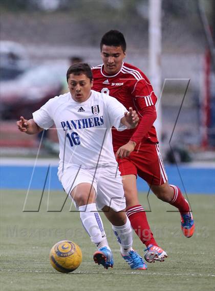 Thumbnail 2 in Del Valle vs. Pflugerville photogallery.