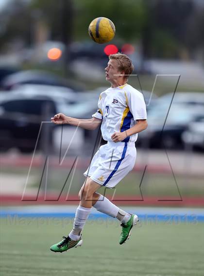 Thumbnail 2 in Del Valle vs. Pflugerville photogallery.