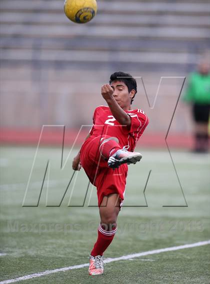 Thumbnail 2 in Del Valle vs. Pflugerville photogallery.