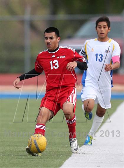 Thumbnail 2 in Del Valle vs. Pflugerville photogallery.