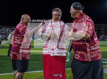 Thumbnail 1 in Kahuku vs. St. Louis (HHSAA Open Division Final) photogallery.