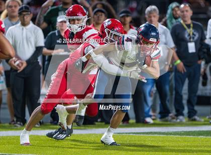 Thumbnail 3 in Kahuku vs. St. Louis (HHSAA Open Division Final) photogallery.