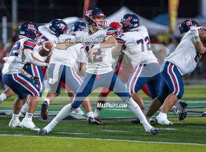 Thumbnail 3 in Kahuku vs. St. Louis (HHSAA Open Division Final) photogallery.