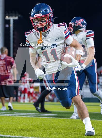 Thumbnail 3 in Kahuku vs. St. Louis (HHSAA Open Division Final) photogallery.