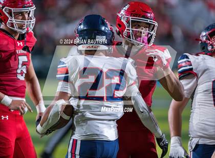 Thumbnail 3 in Kahuku vs. St. Louis (HHSAA Open Division Final) photogallery.
