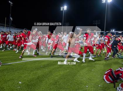 Thumbnail 2 in Kahuku vs. St. Louis (HHSAA Open Division Final) photogallery.