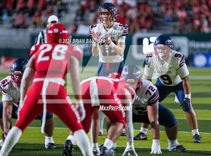 Thumbnail 2 in Kahuku vs. St. Louis (HHSAA Open Division Final) photogallery.
