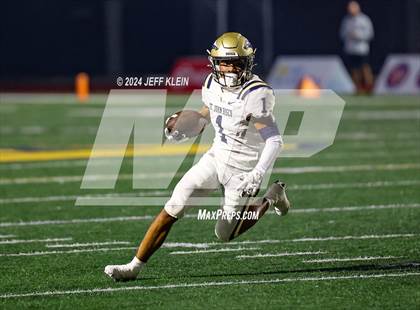 Thumbnail 2 in Chaminade-Madonna vs. St. John Bosco (Broward County Showcase) photogallery.
