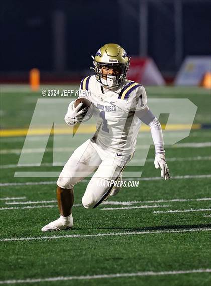 Thumbnail 3 in Chaminade-Madonna vs. St. John Bosco (Broward County Showcase) photogallery.