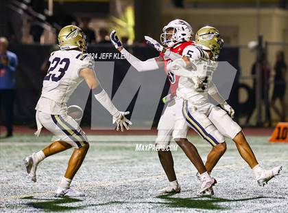 Thumbnail 2 in Chaminade-Madonna vs. St. John Bosco (Broward County Showcase) photogallery.