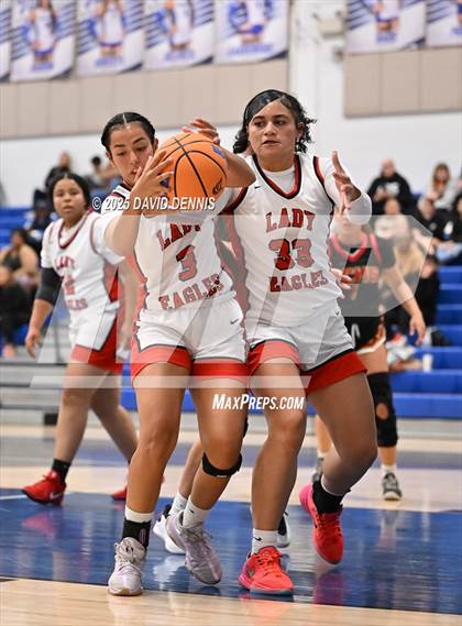 Thumbnail 2 in Lancaster vs. Centennial (Thanksgiving Hoopfest) photogallery.