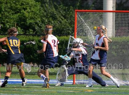 Thumbnail 3 in Manhasset vs. Shoreham-Wading River (NYSPHSAA Class C Quarterfinal) photogallery.