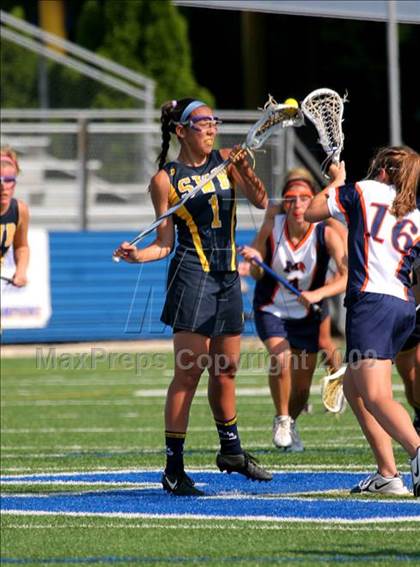Thumbnail 3 in Manhasset vs. Shoreham-Wading River (NYSPHSAA Class C Quarterfinal) photogallery.
