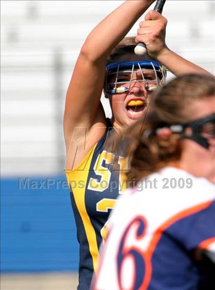 Thumbnail 3 in Manhasset vs. Shoreham-Wading River (NYSPHSAA Class C Quarterfinal) photogallery.