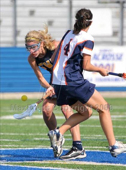 Thumbnail 2 in Manhasset vs. Shoreham-Wading River (NYSPHSAA Class C Quarterfinal) photogallery.