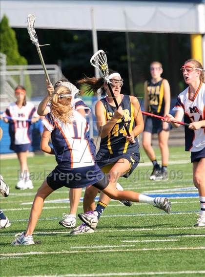 Thumbnail 2 in Manhasset vs. Shoreham-Wading River (NYSPHSAA Class C Quarterfinal) photogallery.